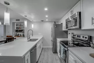 Photo #2: 6055363 Listing 