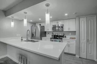 Photo #5: 6055363 Listing 