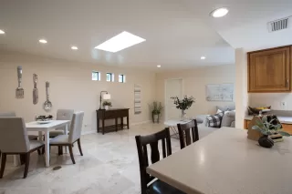 Photo #4: 6055463 Listing 