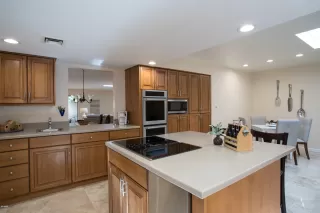 Photo #5: 6055463 Listing 