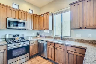 Photo #5: 6055505 Listing 