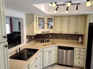 Photo #4: 6055640 Listing