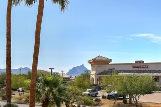 Photo #4: 6055719 Listing