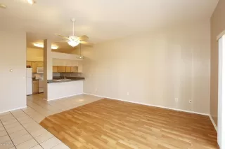 Photo #6: 6055719 Listing