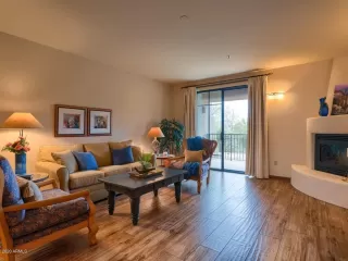 Photo #6: 6055773 Listing 