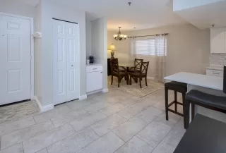 Photo #3: 6055820 Listing