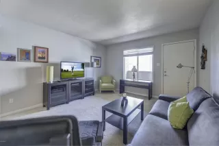 Photo #5: 6056199 Listing