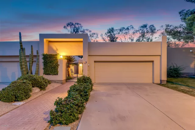 MLS: 6056292 Condo For Sale