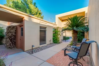 Photo #3: 6056292 Listing