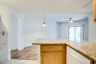 Photo #4: 6056335 Listing 