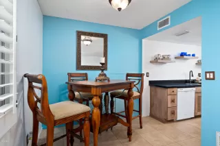Photo #6: 6056414 Listing