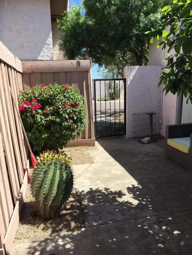 MLS: 6056540 Condo For Sale