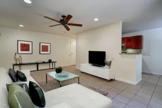 Photo #3: 6056546 Listing