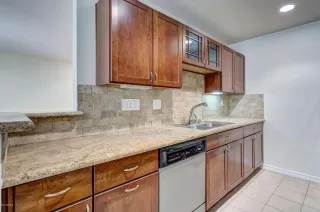 Photo #5: 6056546 Listing