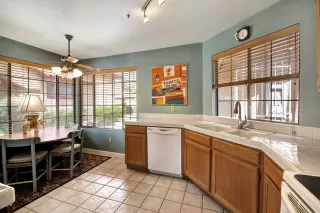Photo #2: 6056553 Listing