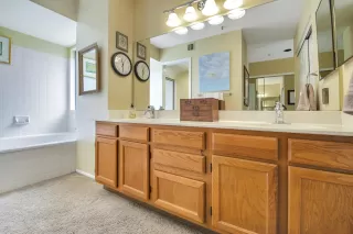 Photo #4: 6056553 Listing
