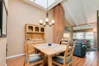 Photo #5: 6056777 Listing