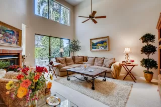 Photo #1: 6056834 Listing