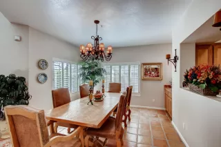 Photo #2: 6056834 Listing