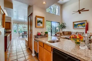 Photo #3: 6056834 Listing