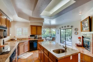 Photo #4: 6056834 Listing