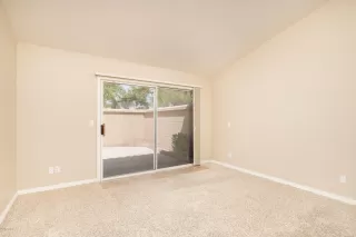 Photo #6: 6056985 Listing