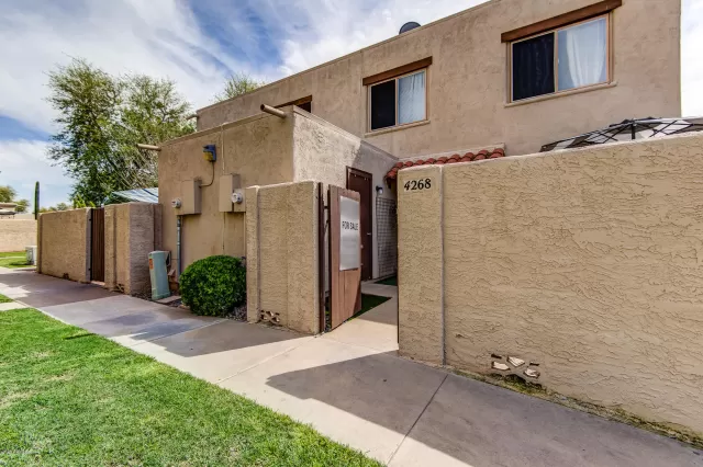 MLS: 6057240 Condo For Sale