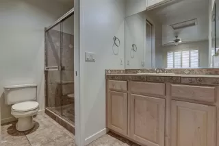 Photo #5: 6057440 Listing