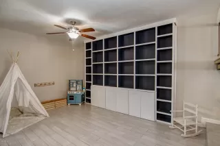Photo #5: 6057535 Listing