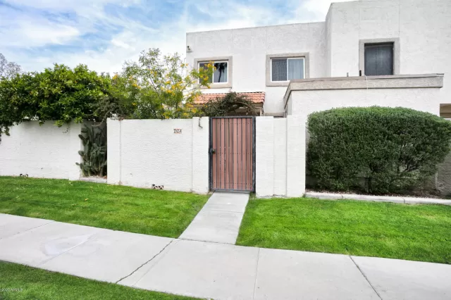 MLS: 6057717 Condo For Sale