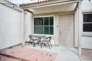 Photo #3: 6057717 Listing
