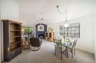 Photo #5: 6057740 Listing