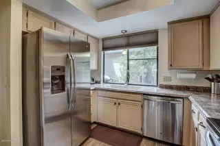 Photo #5: 6057760 Listing