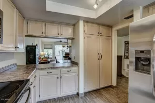 Photo #6: 6057760 Listing