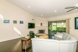 Photo #5: 6057767 Listing