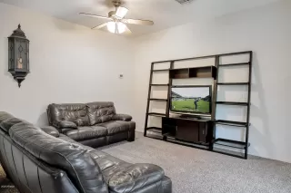 Photo #5: 6057894 Listing 