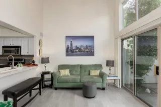 Photo #3: 6058164 Listing