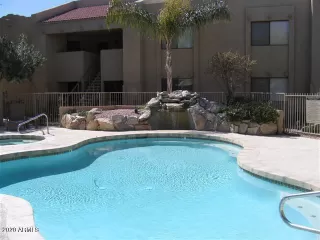 Photo #3: 6058183 Listing