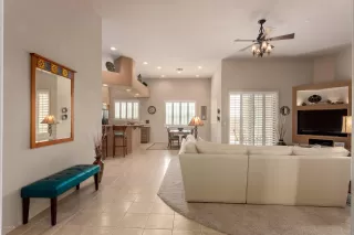 Photo #2: 6058239 Listing