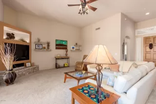 Photo #5: 6058239 Listing