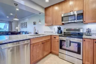 Photo #3: 6058318 Listing 