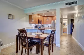 Photo #5: 6058318 Listing 