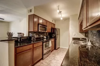 Photo #4: 6058658 Listing