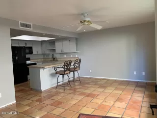 Photo #6: 6058682 Listing 