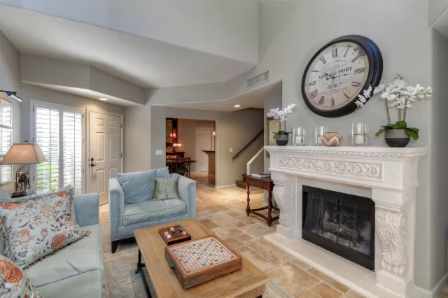 MLS: 6058954 Condo For Sale