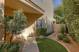 Photo #5: 6058954 Listing 