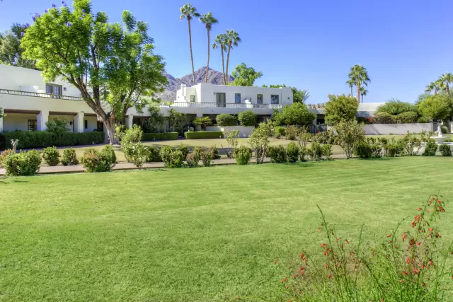 MLS: 6059111 Condo For Sale