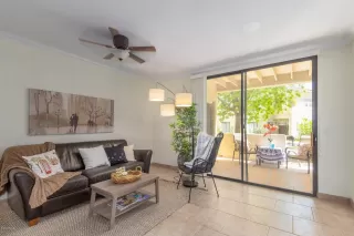 Photo #3: 6059645 Listing