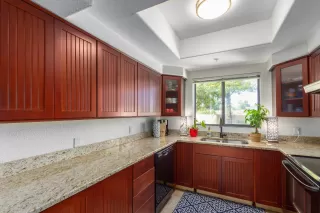 Photo #4: 6059645 Listing