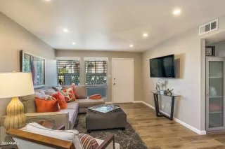 Photo #3: 6059718 Listing 